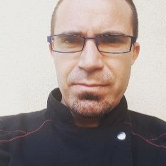 Meet your Posher, Jorge - Picture 1 of 1